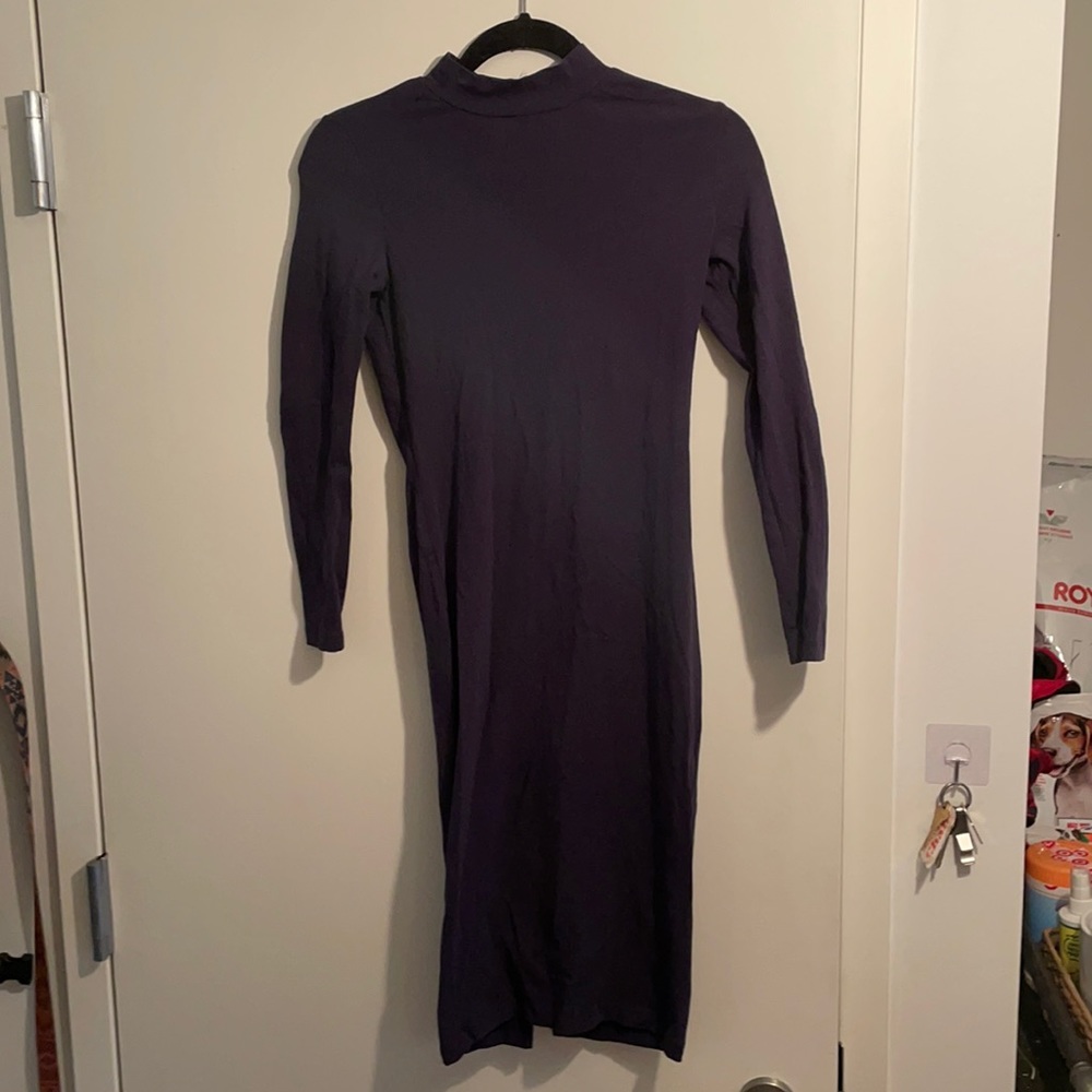 Long sleeve mock neck semi backless midi dress